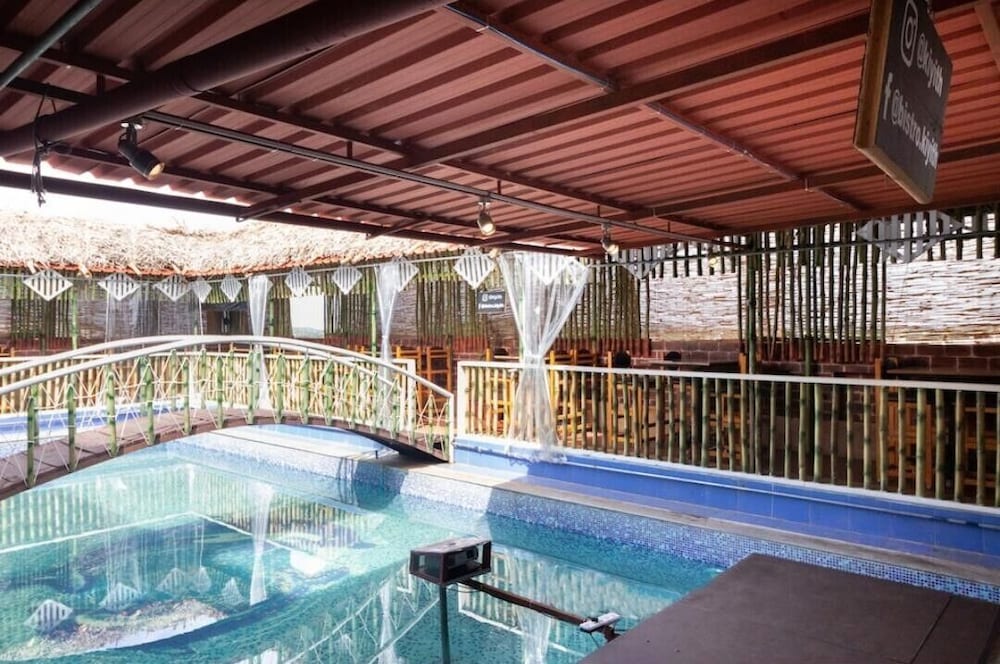 Hotel Vassi Palaze 16/32