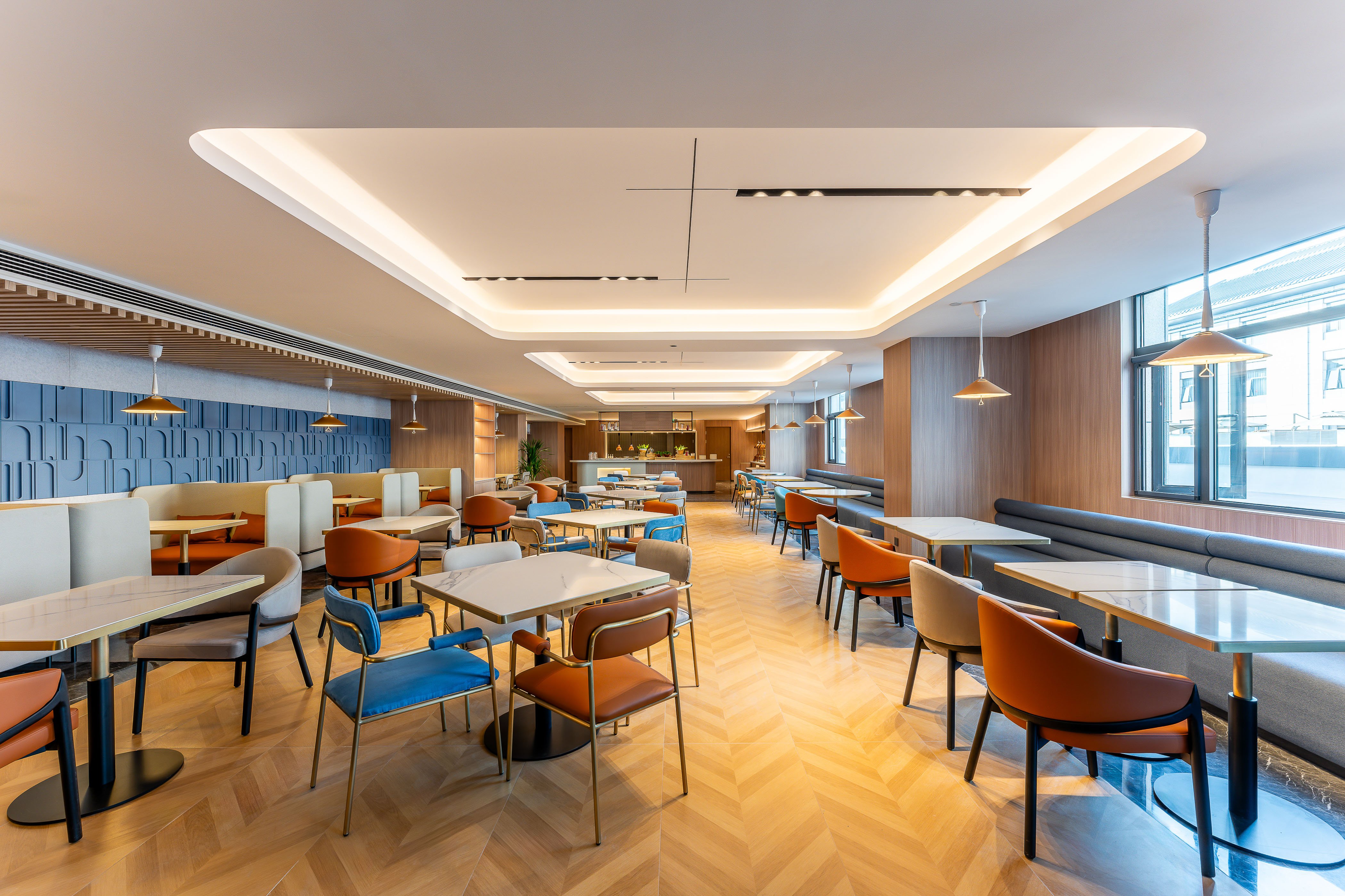 Holiday Inn Express Luoyang Longmen 22/27