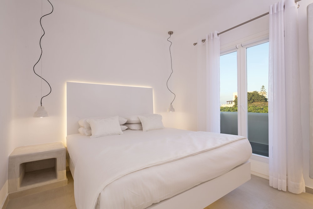 Art Hotel Santorini Adults Only 13/50
