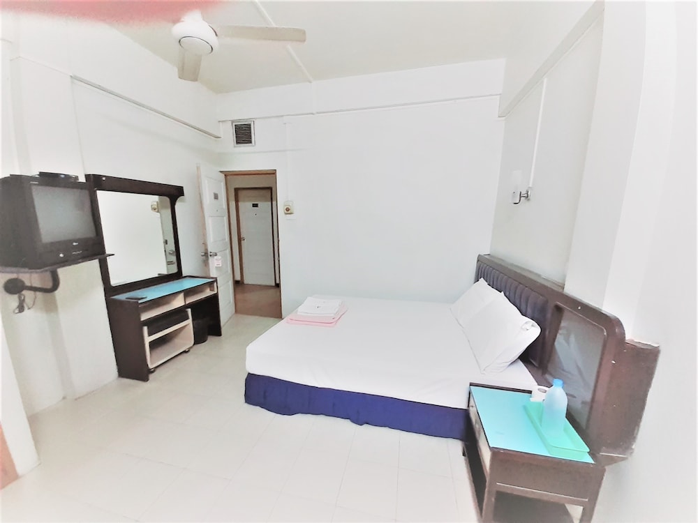 Singapore Hotel 6/46