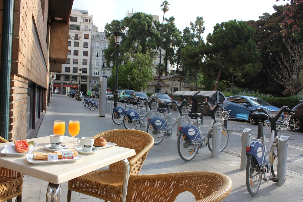B And B Hi Valencia Boutique 56/67