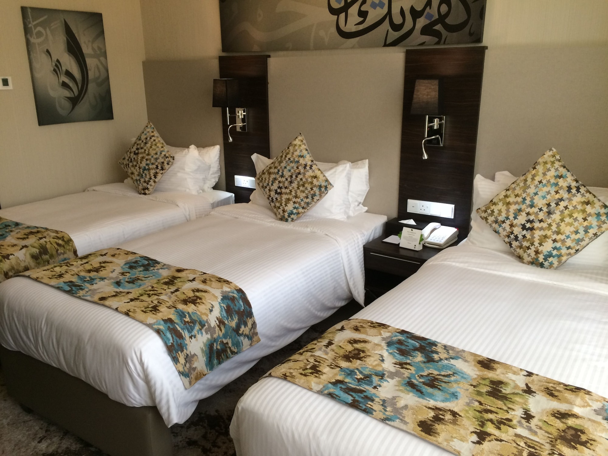 غرفة قياسية بأربعة أسرّة، فندق ام من ميلينيوم(M Hotel Makkah By Millennium) 3/3