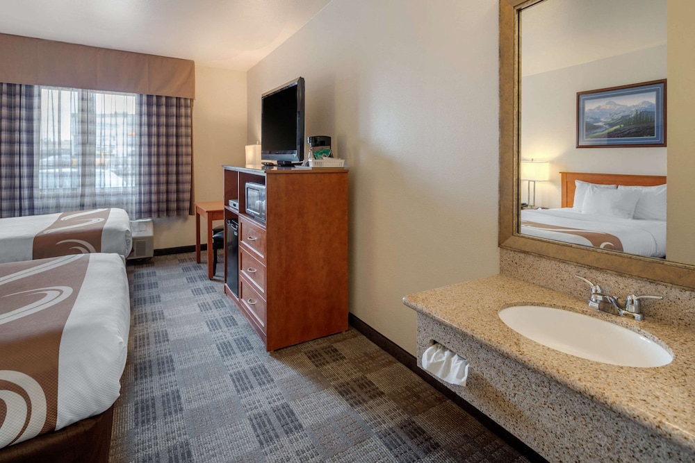 Quality Inn Kenai, AK 32/40