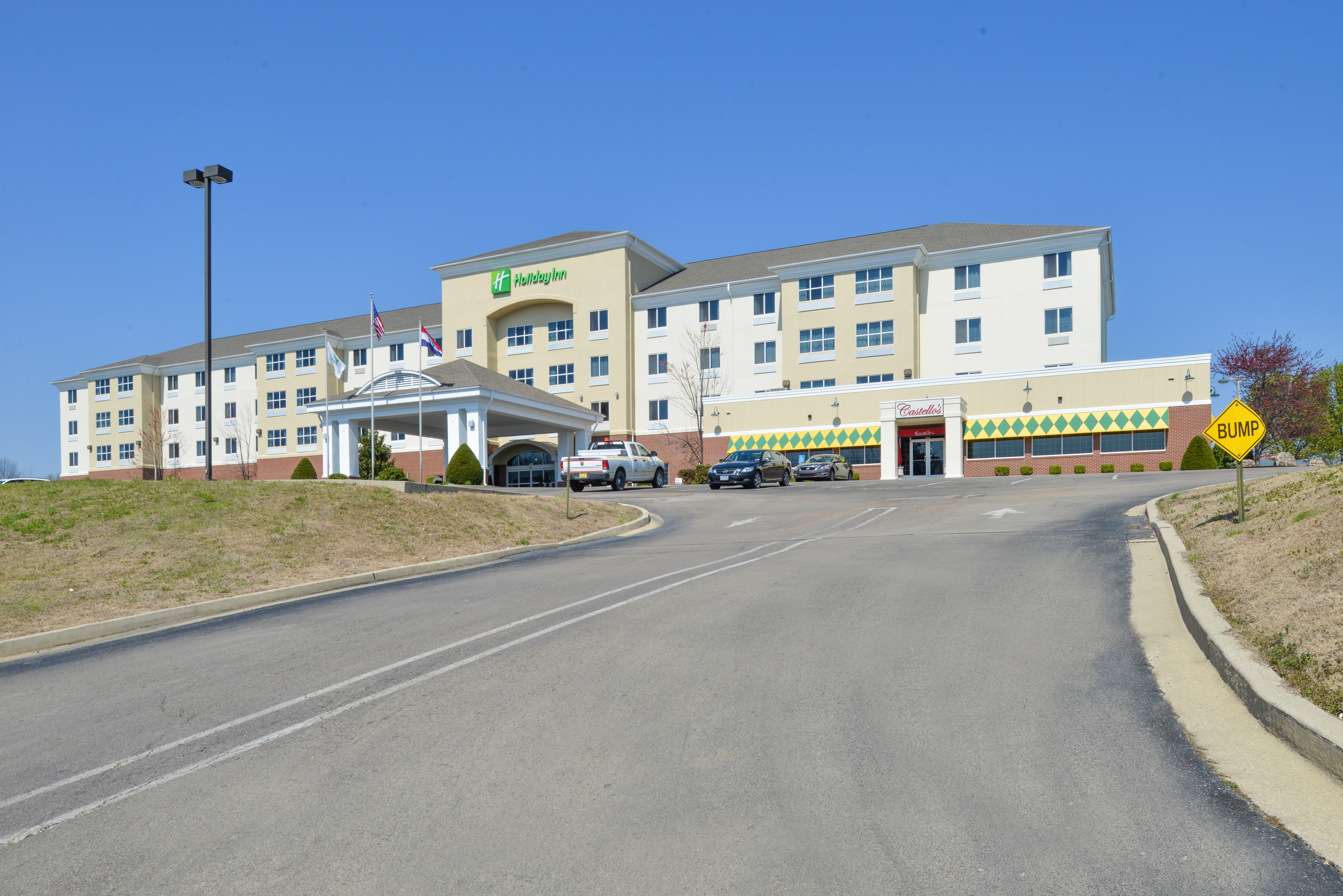 Holiday Inn Poplar Bluff an IHG Hotel 66/73