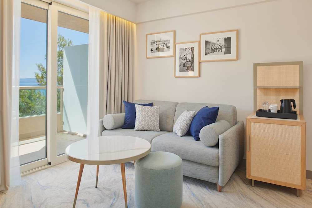 Le Meridien Lav 40/76
