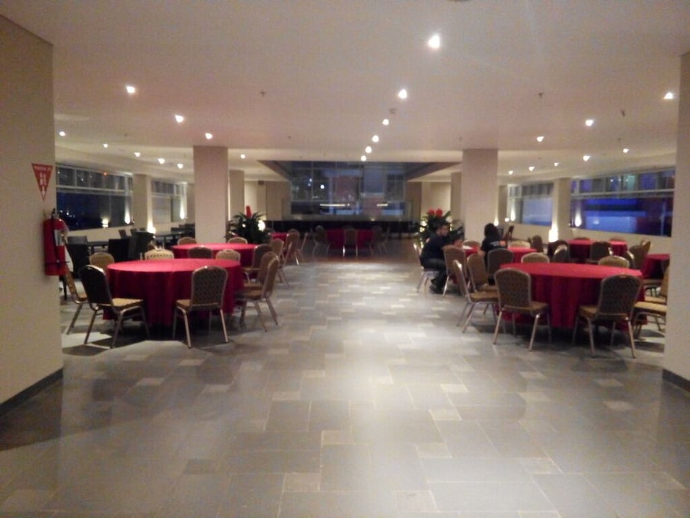 Pasar Baru Square Hotel Bandung 23/27
