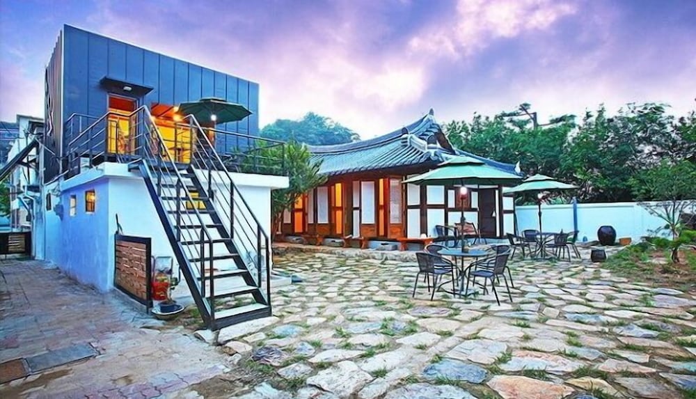 Dowon Guesthouse 24/32