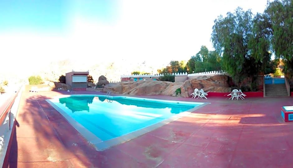 HOTEL LES AMANDIERS 24/39