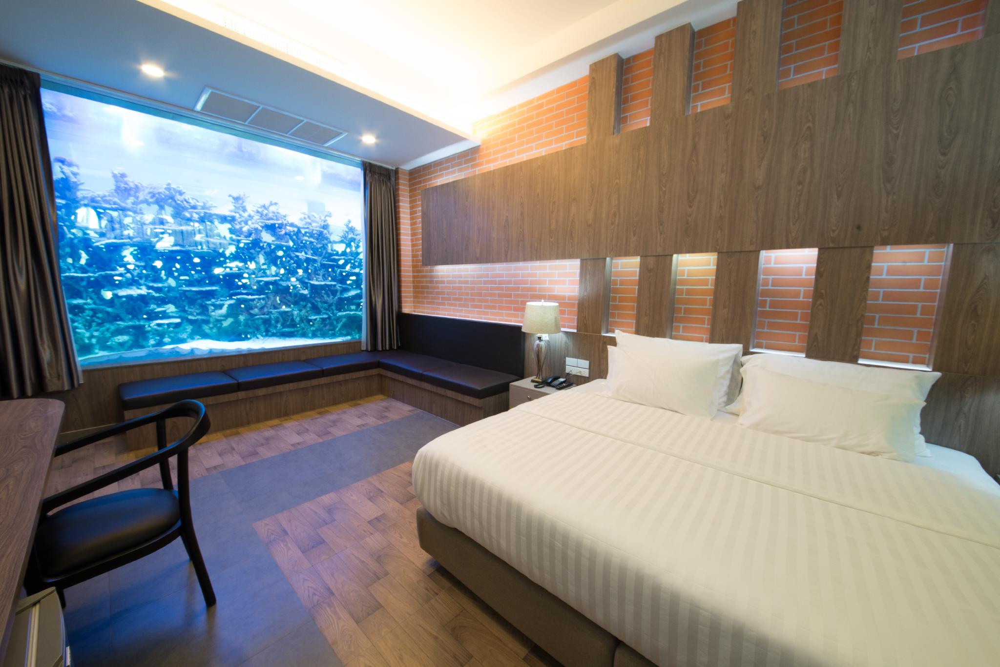 Ocean, Premier, Suite