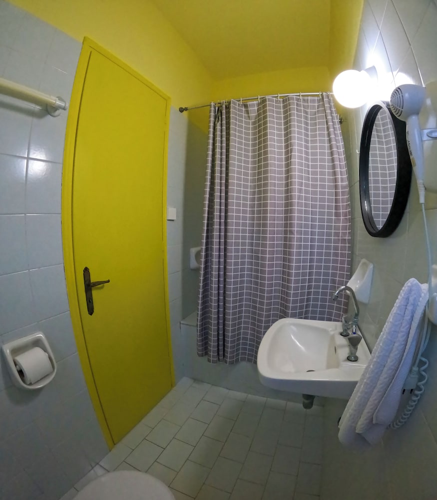 Irene Hotel 44/47
