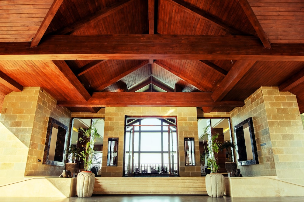 Trivik Chikmagalur 30/50
