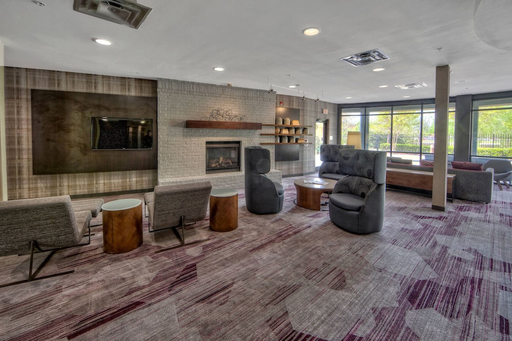 Courtyard By Marriott Memphis Southaven 37/48