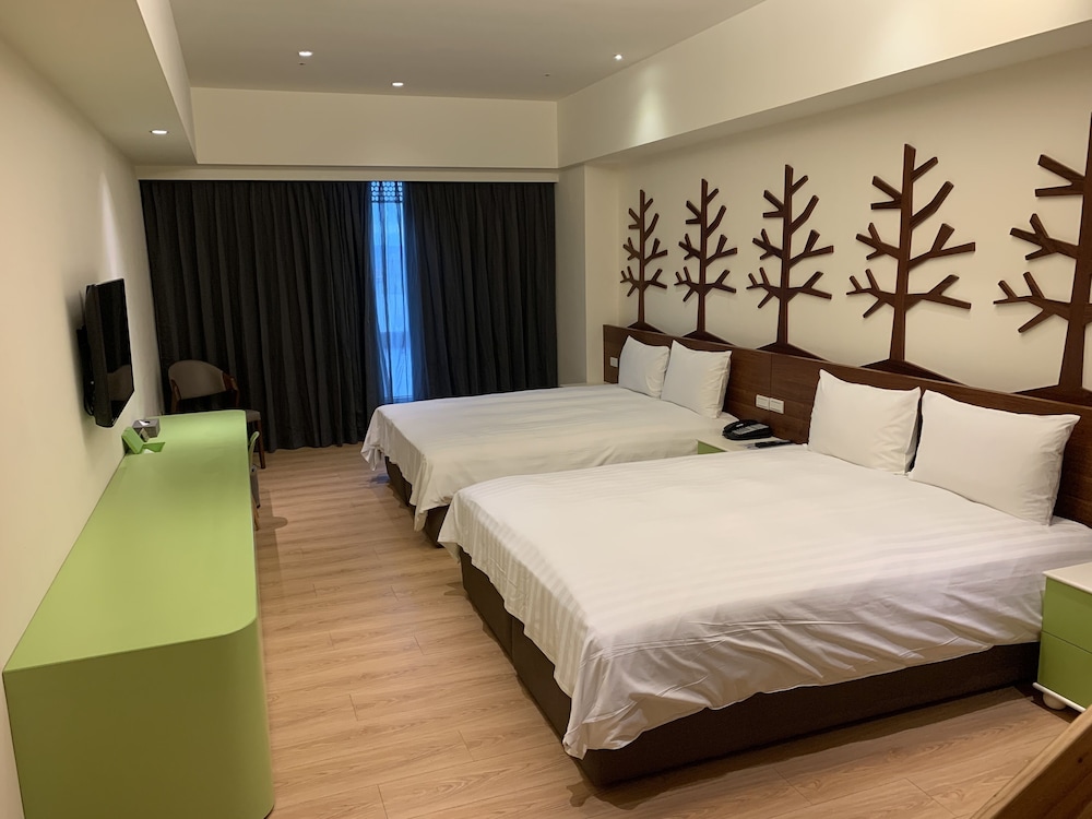 غرفة عائلية بسريرين كوين، Grand Bay Resort 2/3