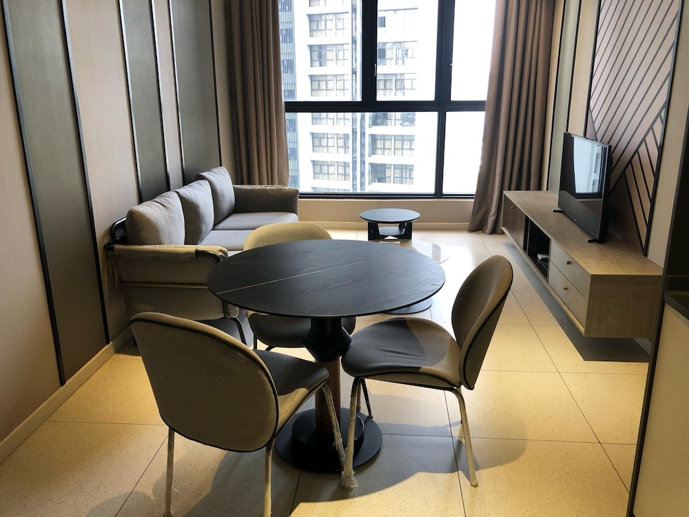 Millers Square by MyKey Global 47/59