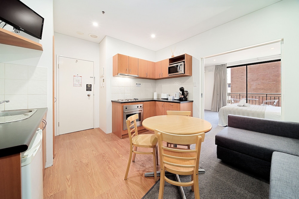 All Suites Perth 75/94