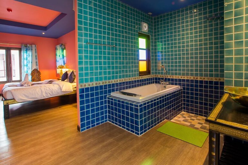 CHANGPUAK BOUTIQUE HOUSE 26/57