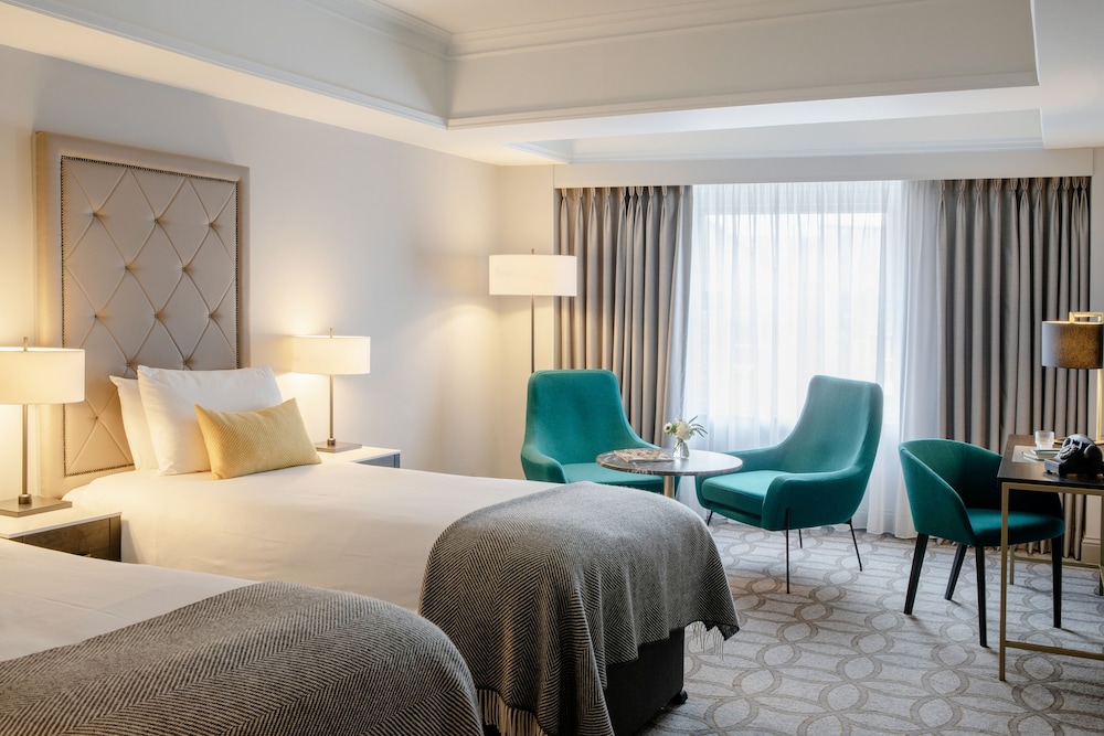 CLASSIC, TWIN BEDS