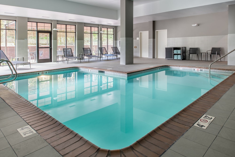 Courtyard by Marriott Olympia 11/32