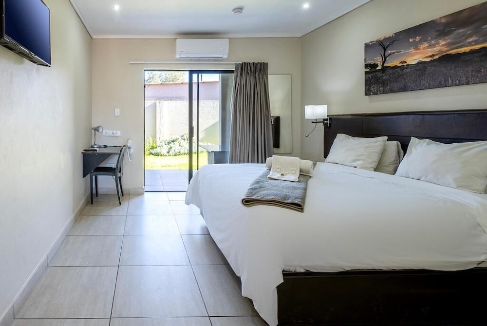 Pofadder Inn by Country Hotels 11/45