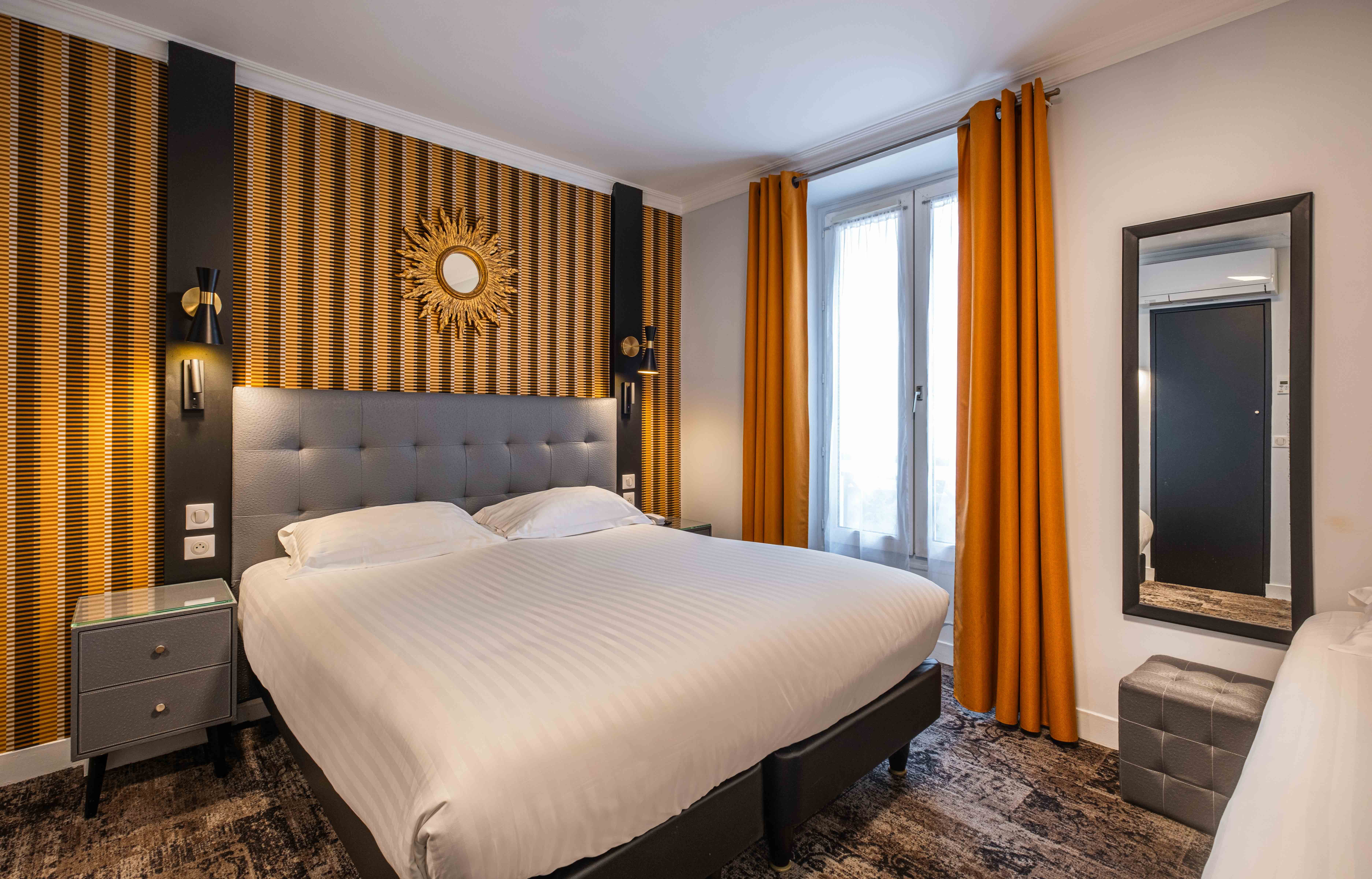 Marena Hotel 48/75