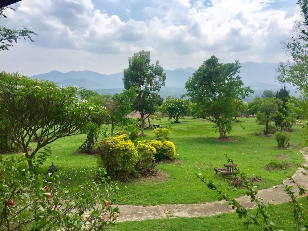 Romantic Time Mountain Resort 17/31