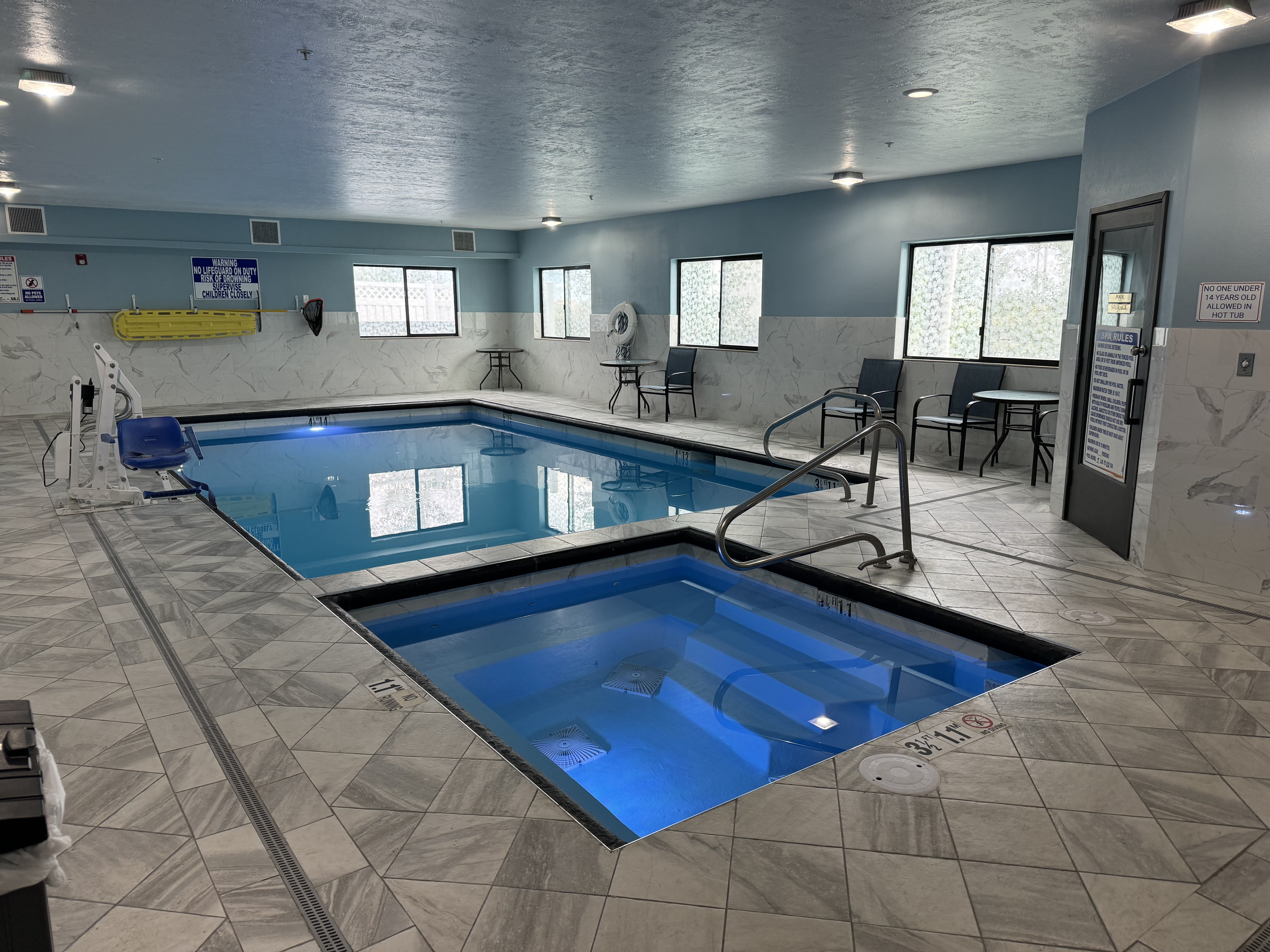 Holiday Inn Express Suites Alamosa 28/48