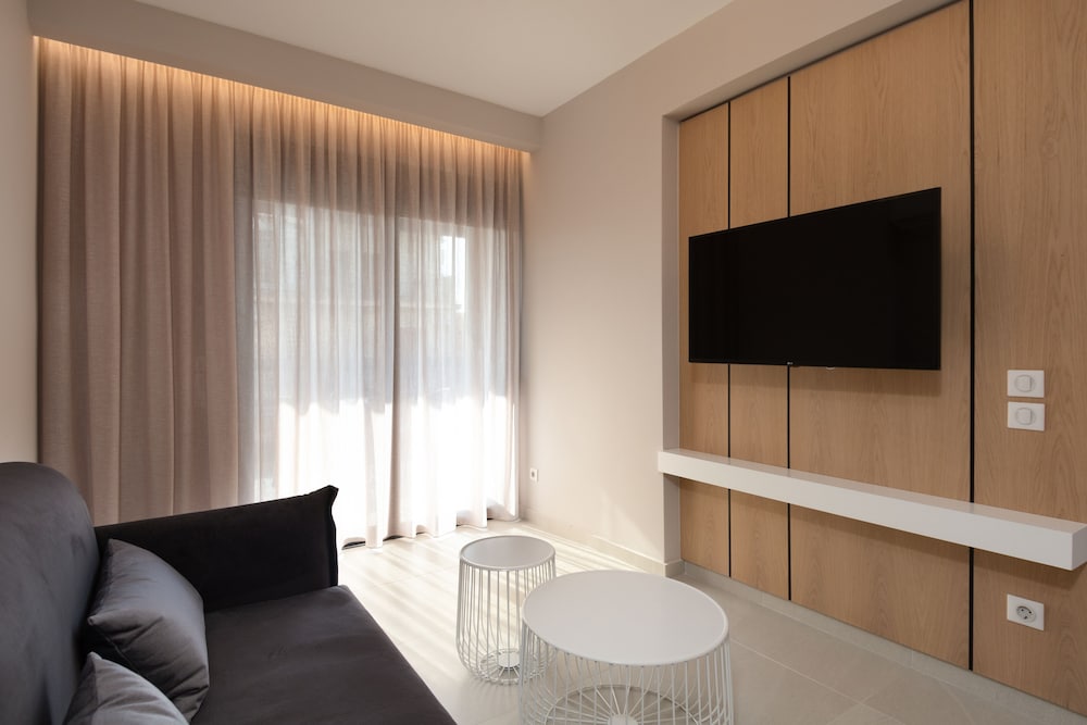 LUX&EASY Athens Downtown Residences 37/50