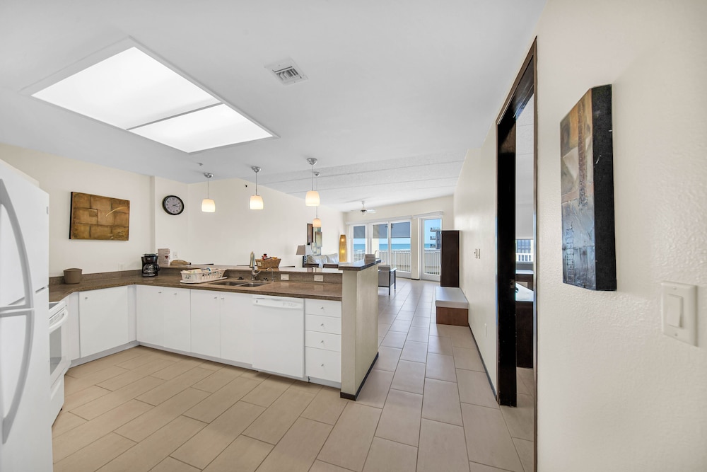 Peninsula Island Resort Spa All Suites 4/66