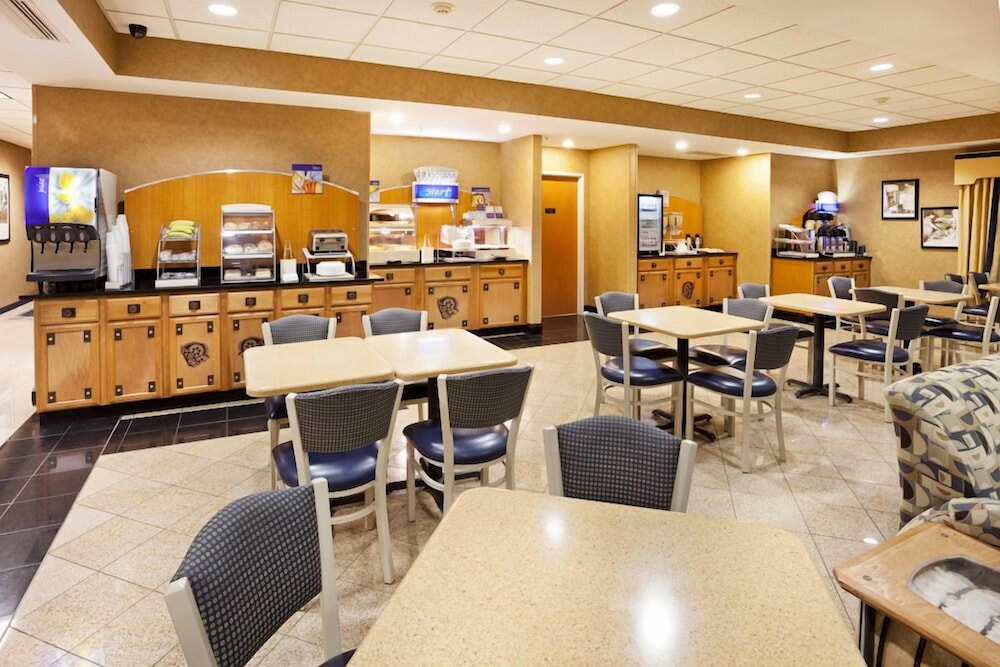 restaurant-cafeteria