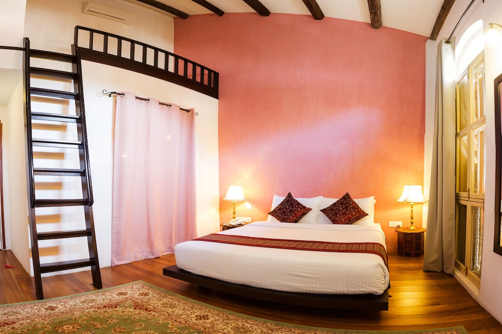 Spices Hotel 11/33