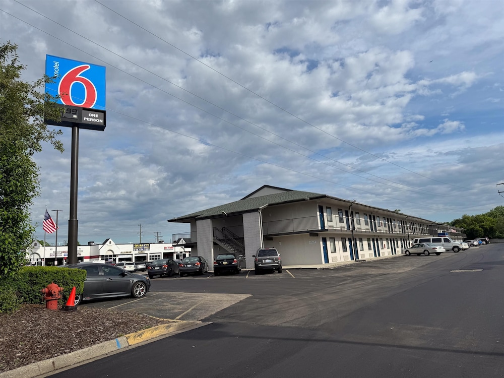 Motel6 Farmington Hills, MI - Northwest - Farmington Hills 45/56