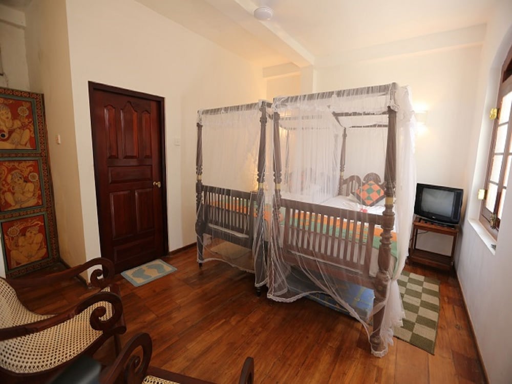 SUPERIOR, DOUBLE BED