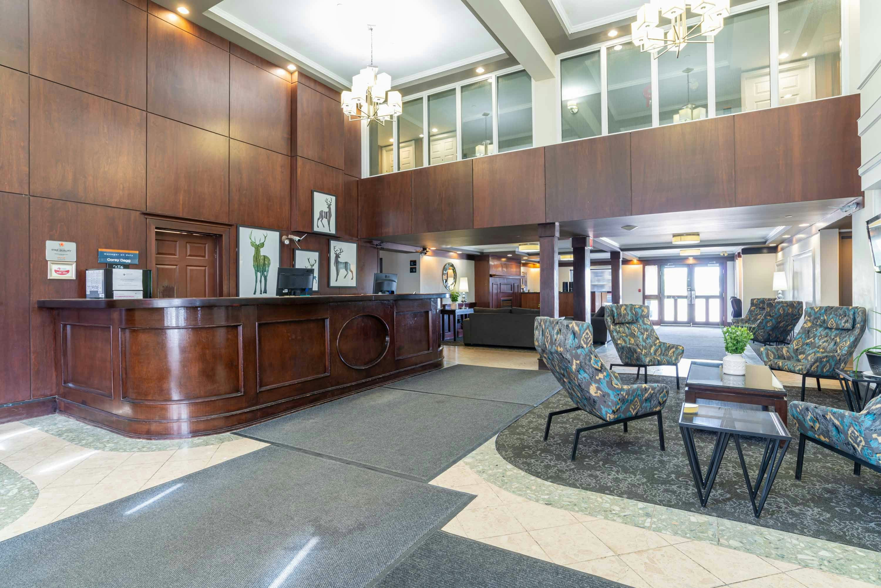 Sandman Hotel Red Deer 2/46