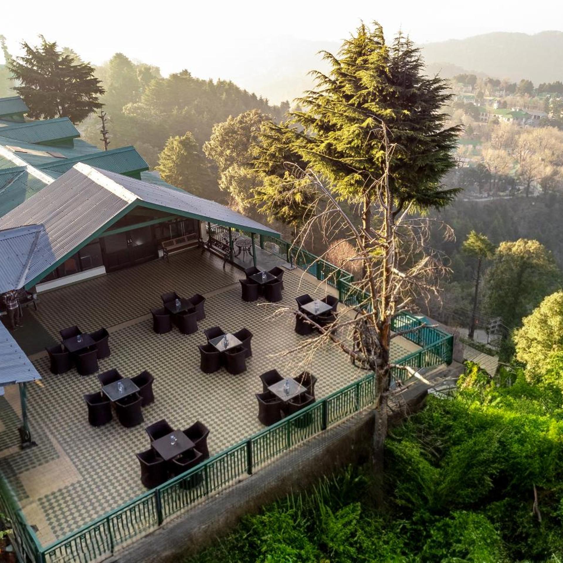 GRAND VIEW HOTEL 6/51