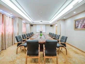 Vienna Hotel Panyu Shiqiao Branch 11/16
