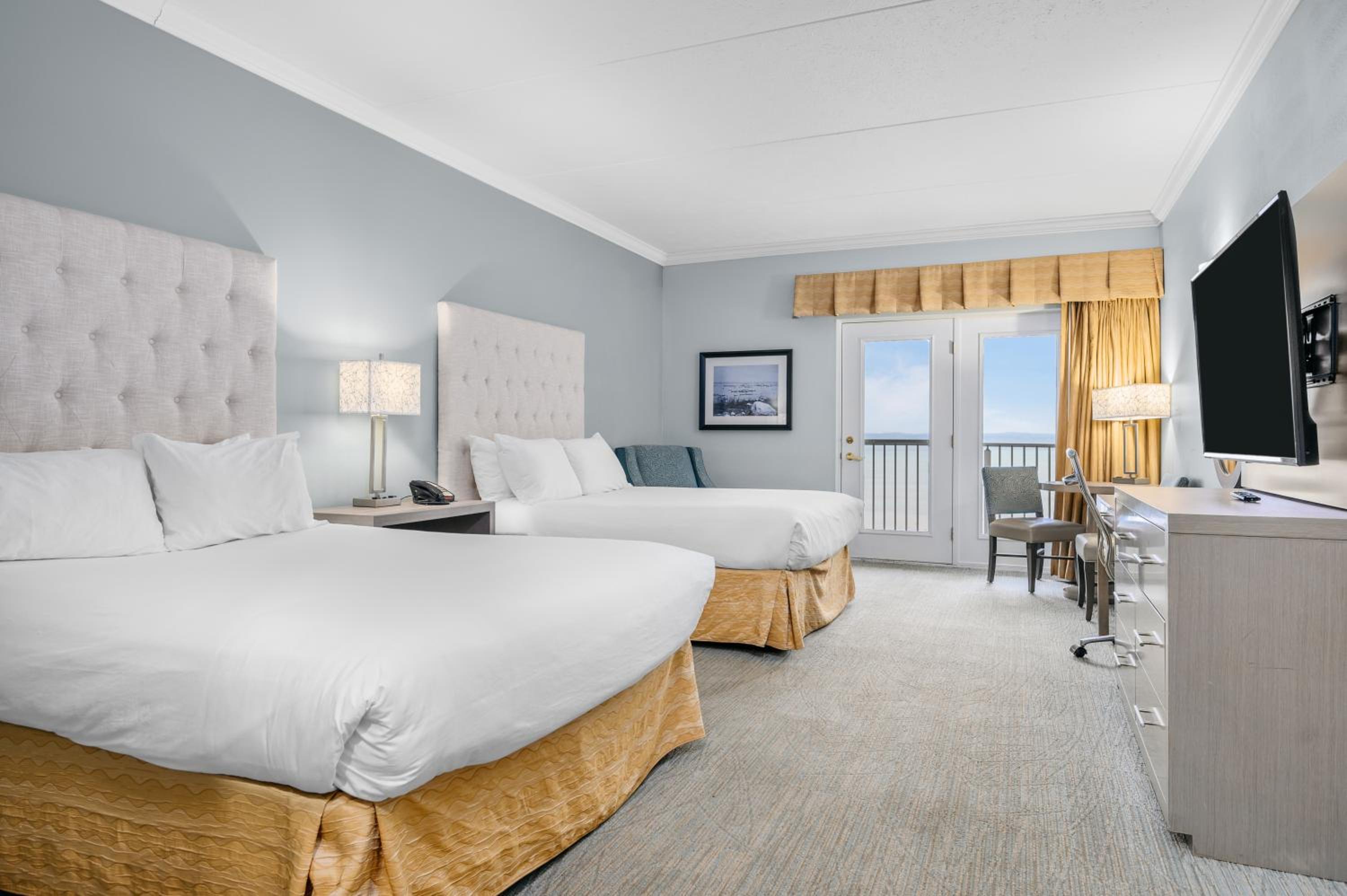 Room, 2 Queen Beds, Lake View, Bay View