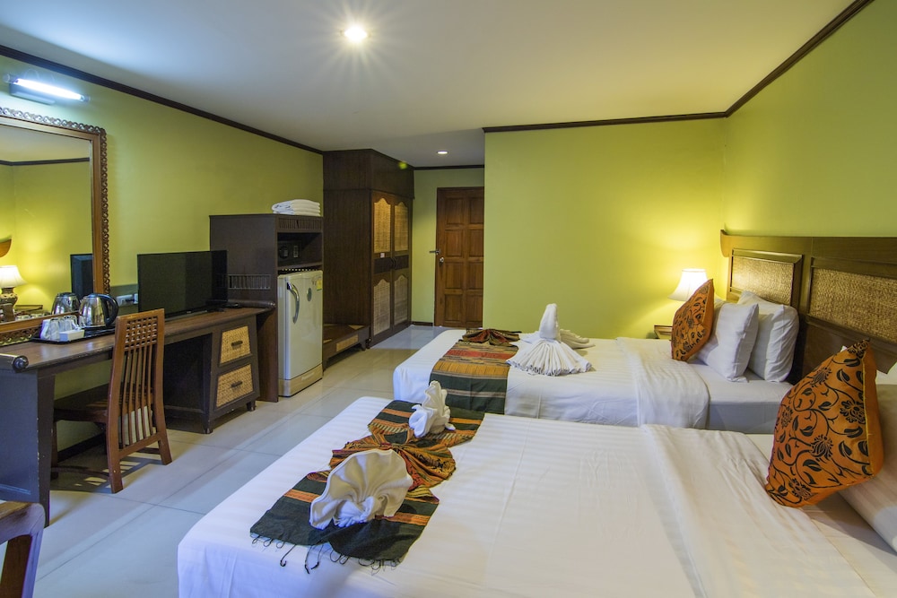 Phuphaya Resort Pattaya 16/47
