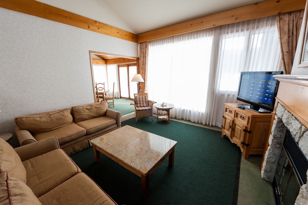 Pinestone Resort & Conference Centre 33/61