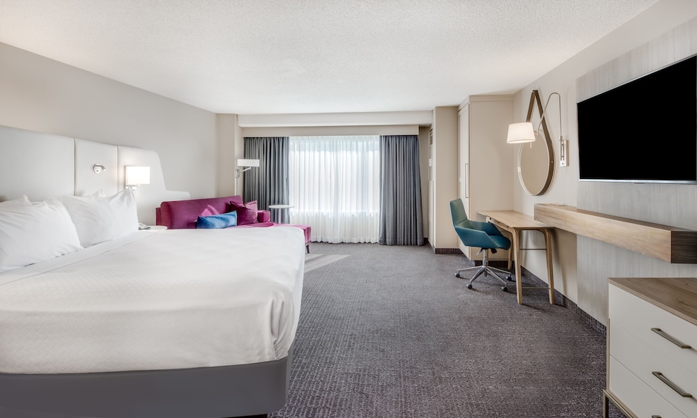 Crowne Plaza Cleveland At Playhouse Square An Ihg Hotel 21/77
