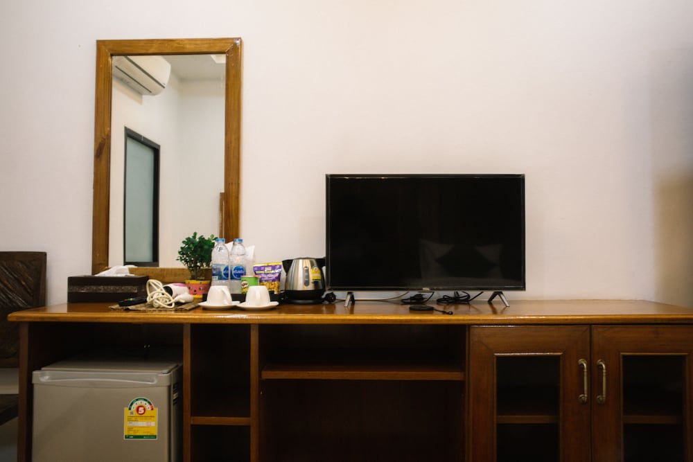 Baan Chankaew Hotel 61/68