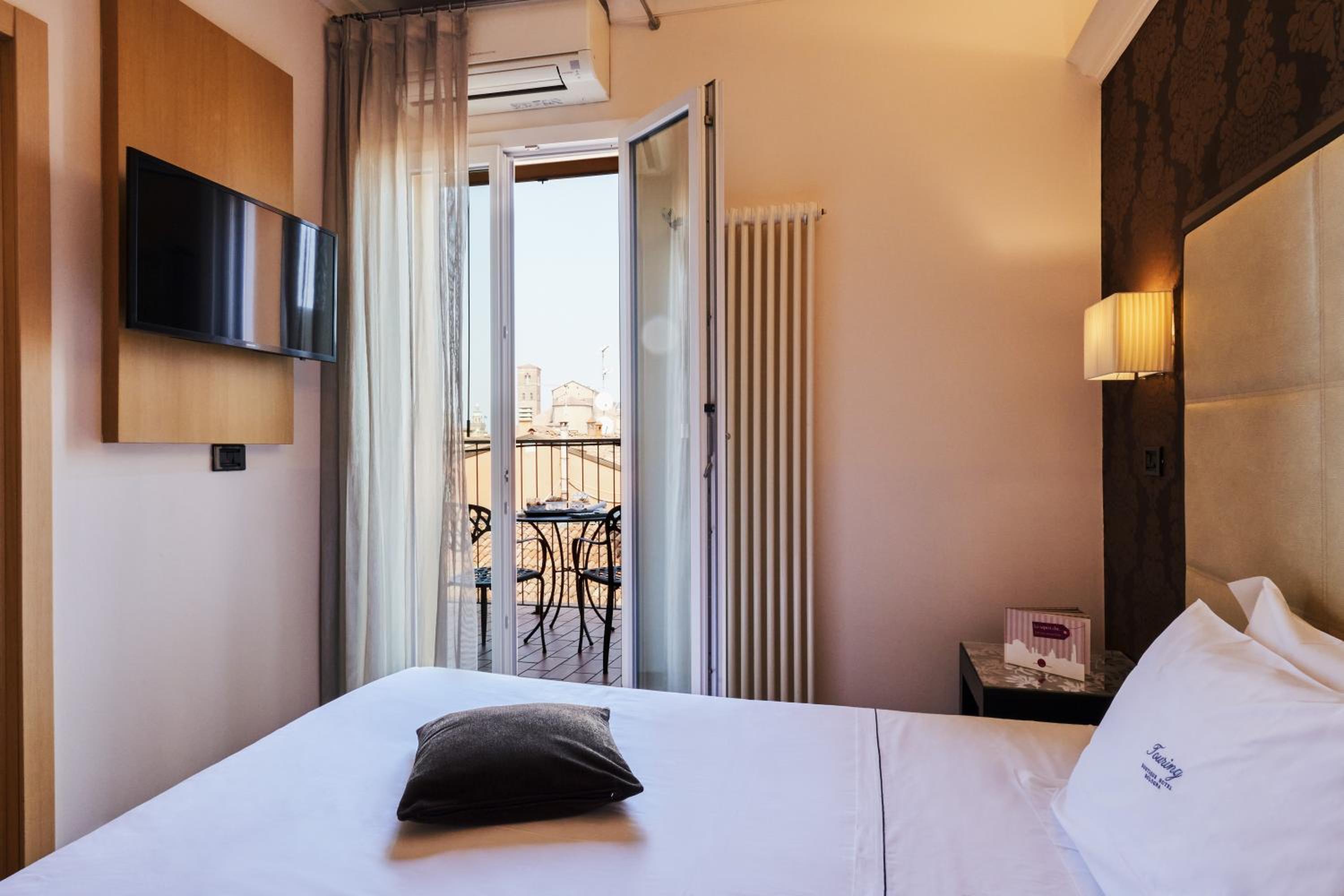 غرفة مفردة بشرفة، Touring Hotel Bologna 7/10