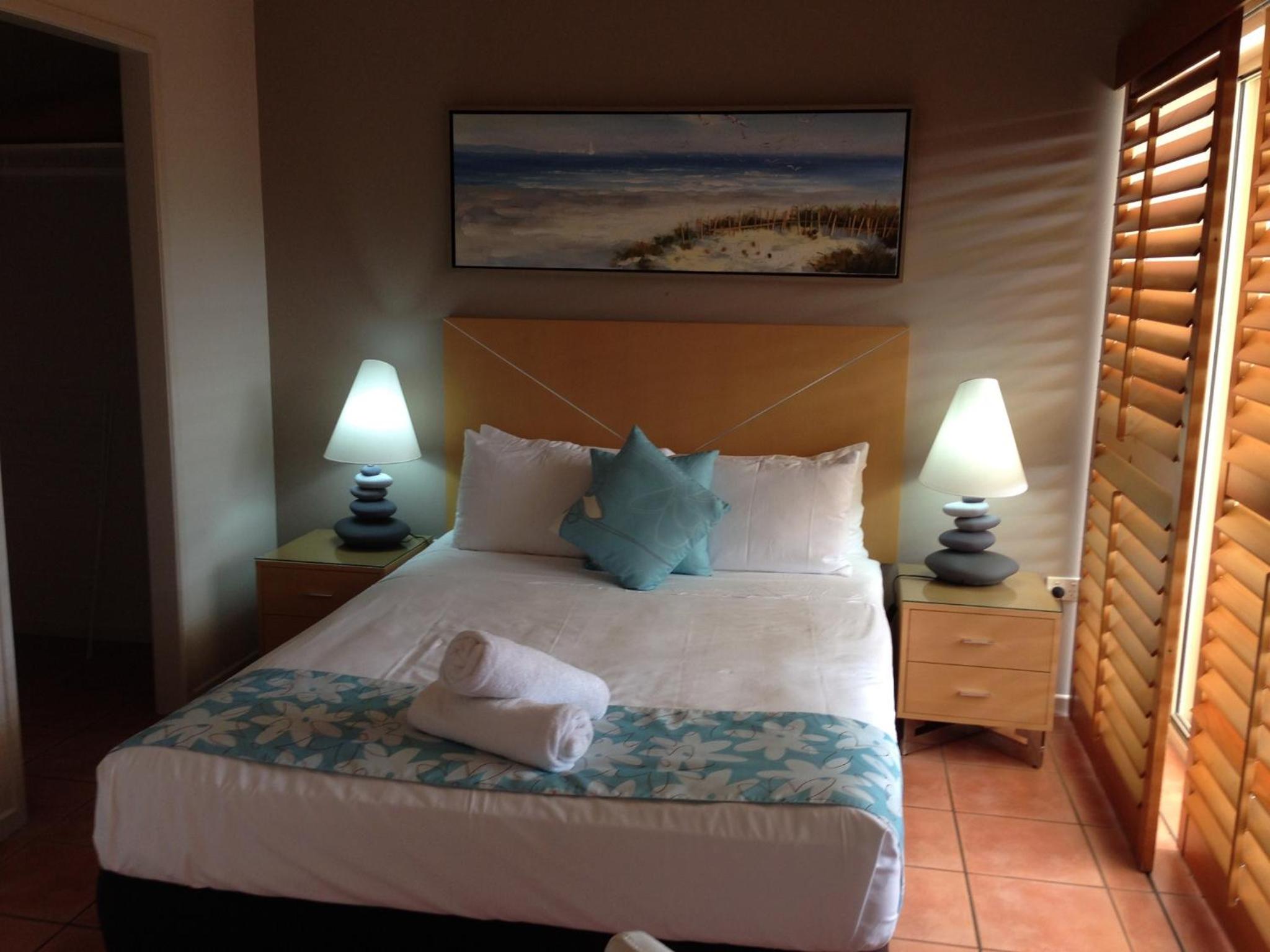 Spa, Studio, Suite, Marina View, Top Floor, at Boathaven Bay Holiday Apartments 8/8