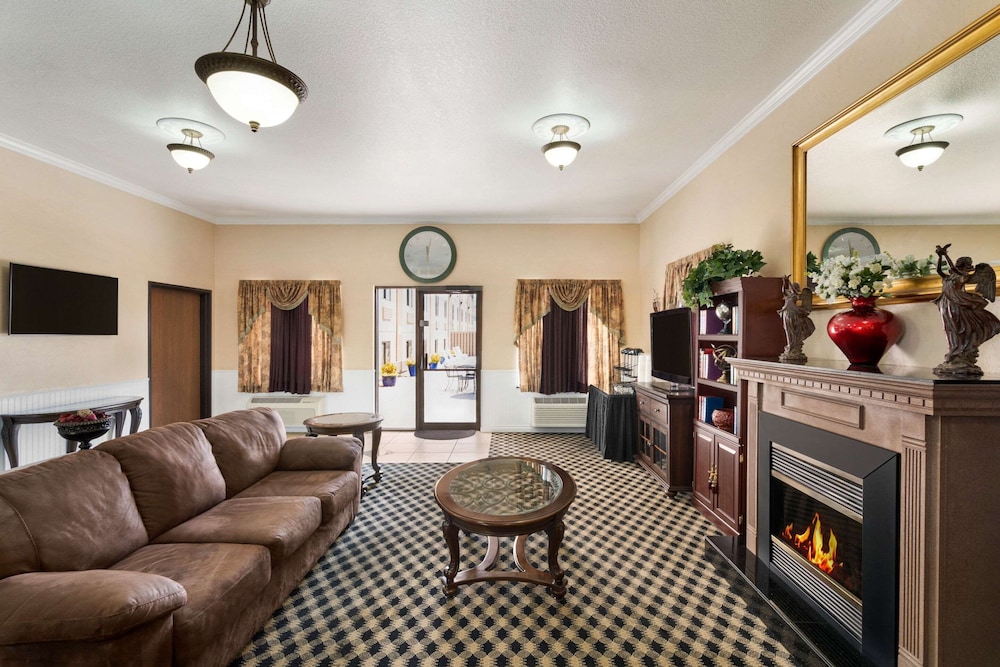 Quality Inn Wenatchee/Leavenworth 25/41