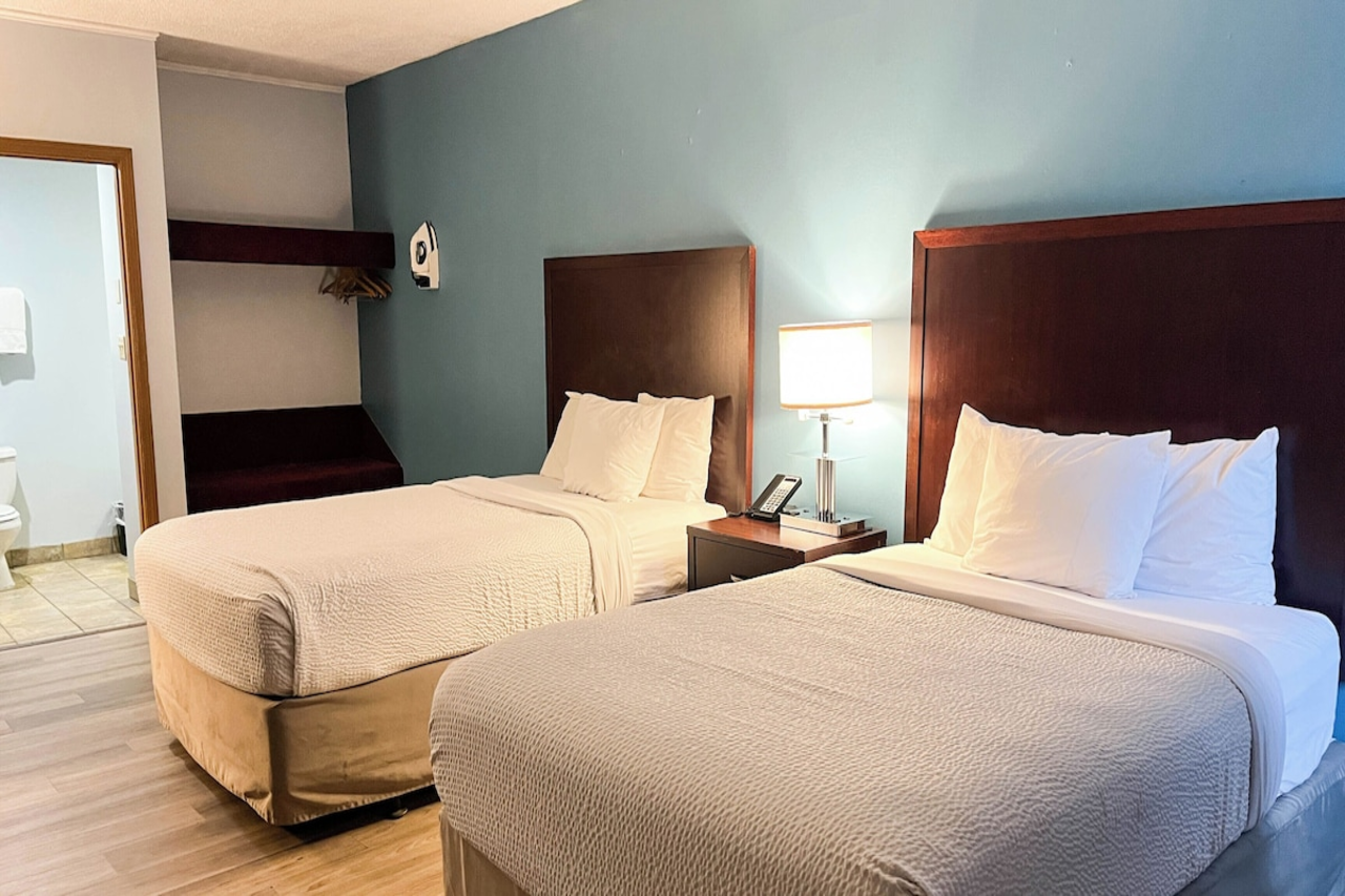 Studio6 Suites Tiffin OH 17/20
