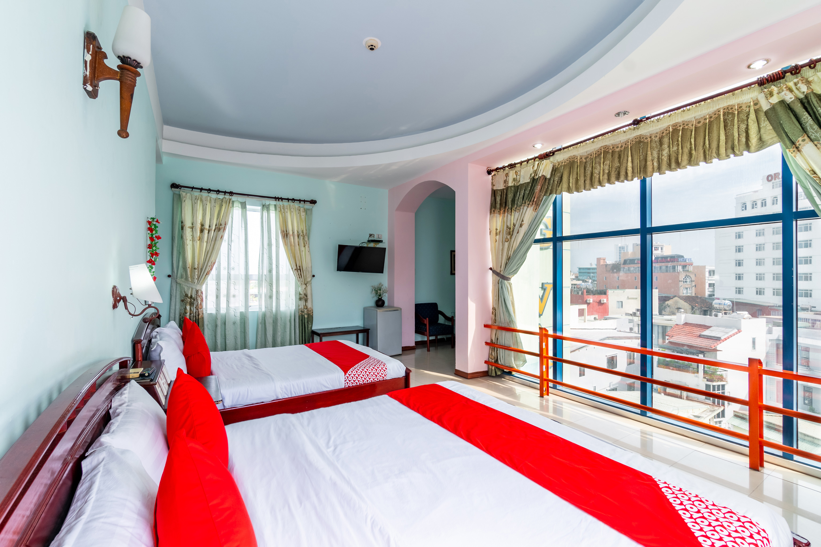 Golden Gate 1 Hotel Da Nang 10/31