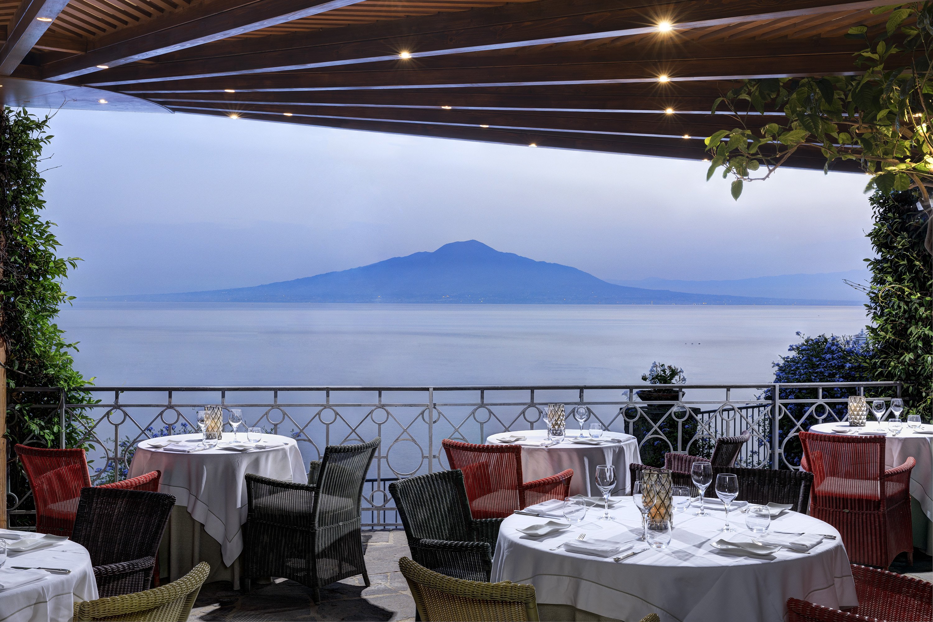 Grand Hotel Ambasciatori 56/68