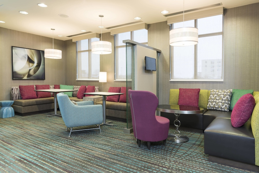 RESIDENCE INN GREEN BAY DOWNTOWN 33/58