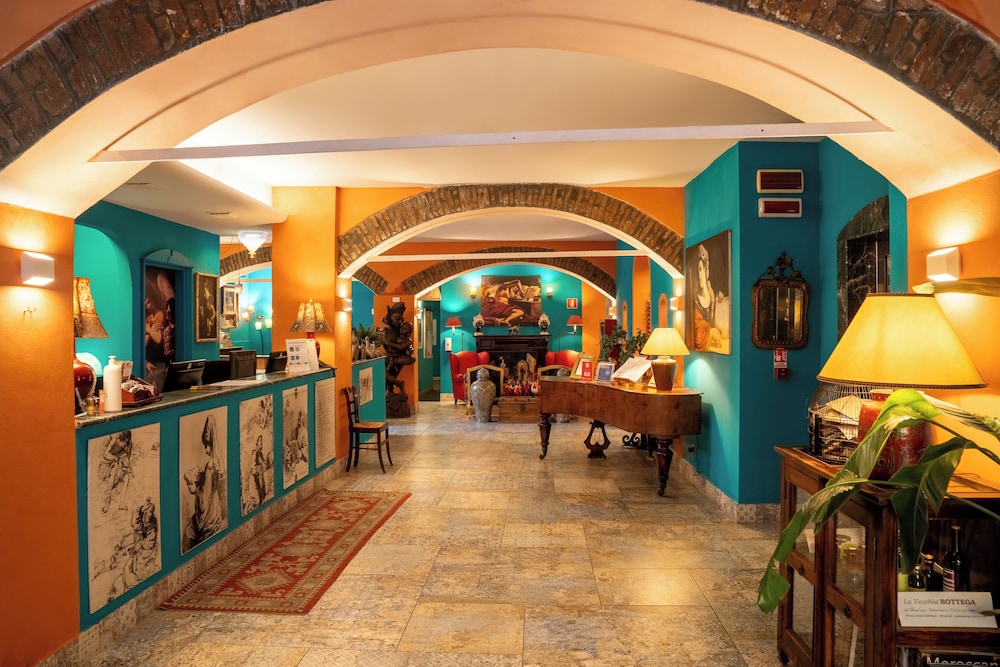 lobby