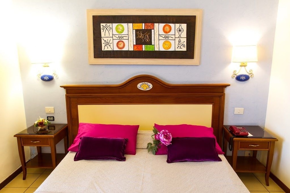 Hotel Riva del Sole 36/50