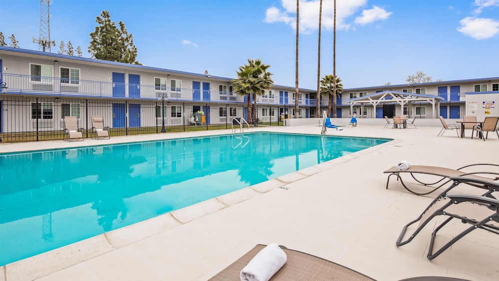 Surestay Plus Hotel By Best Western Sacramento Cal Expo 3/39